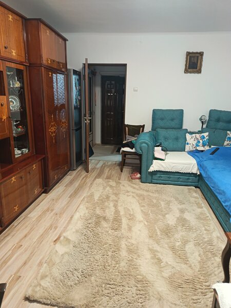 Drumul Taberei, Plaza Mall,